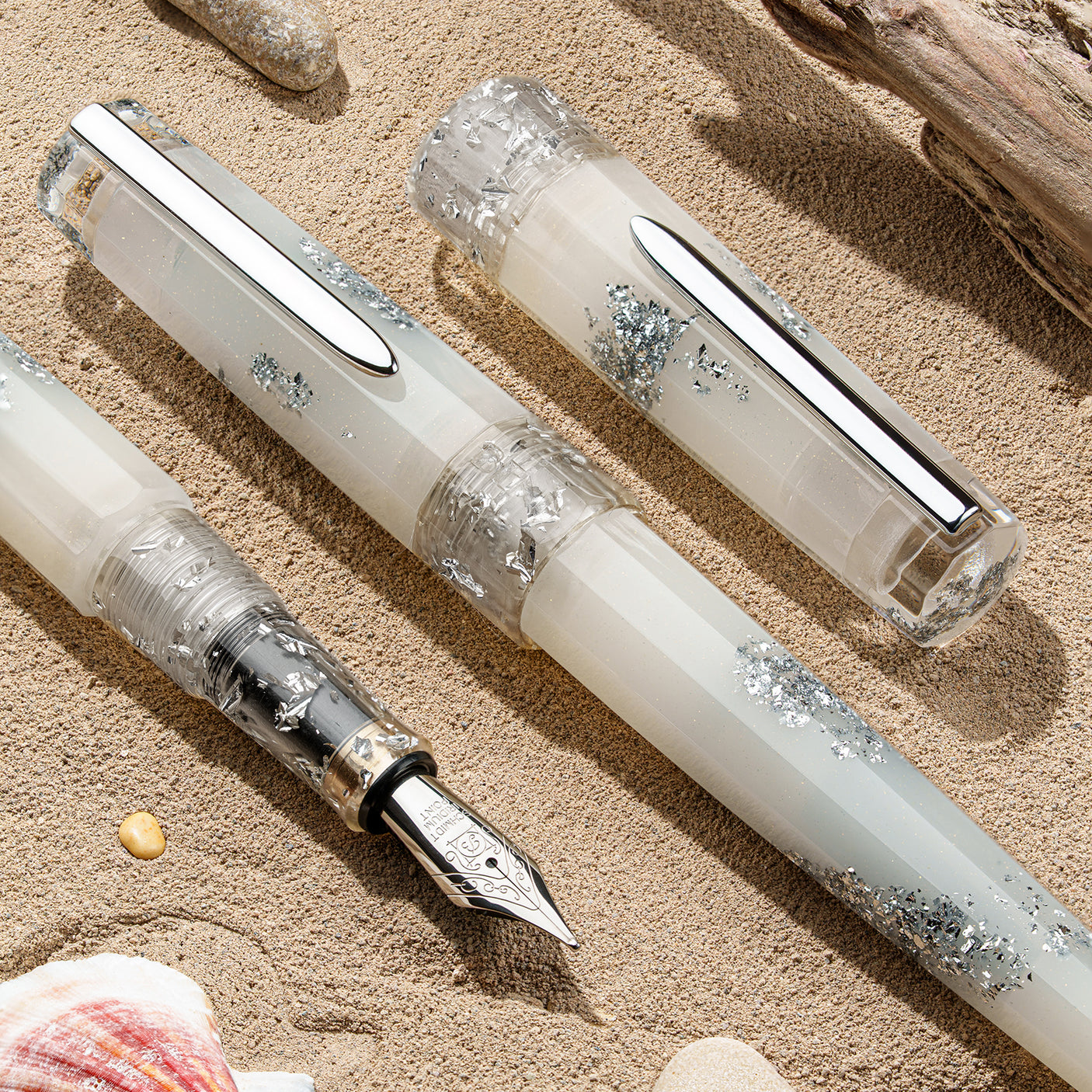 Benu Euphoria Fountain Pen White Beach
