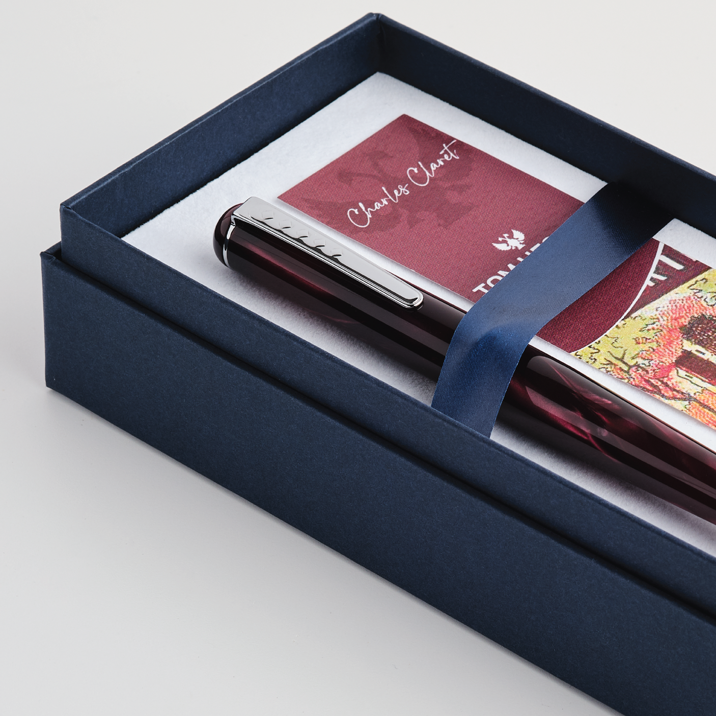 Tom Hessin Charles Collection Fountain Pen Castle Claret