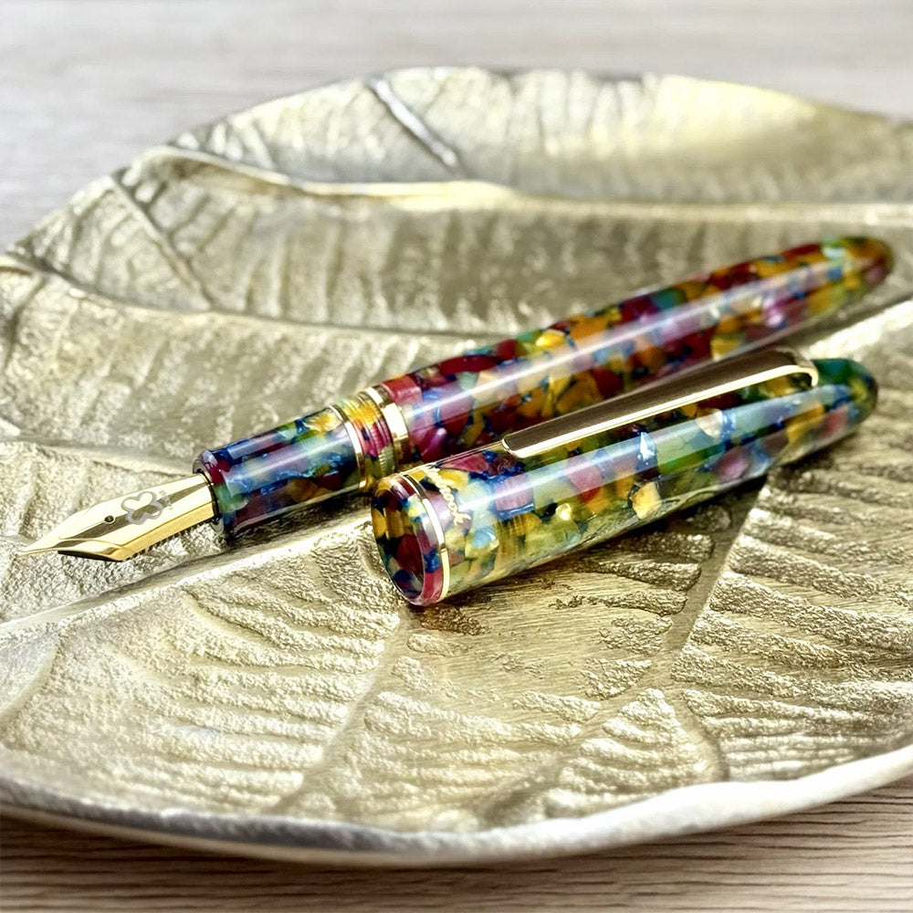 Esterbrook Estie Oversize Fountain Pen Botanical Gardens Gold Needlepoint Nib