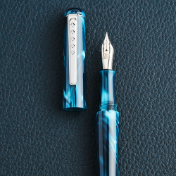 Tom Hessin Charles Collection Fountain Pen Thames Blue
