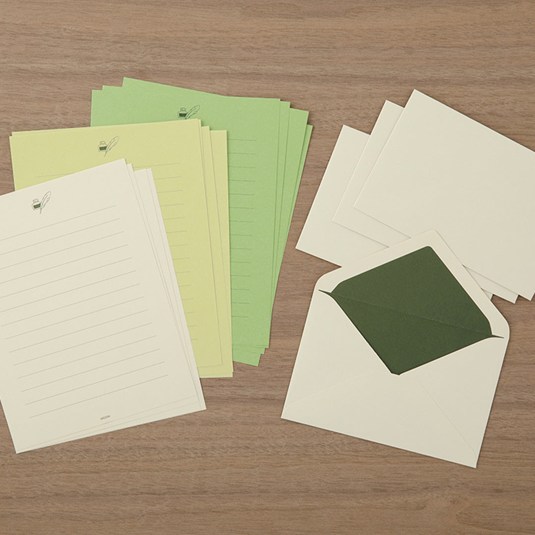 Midori Letter Set Giving a Colour