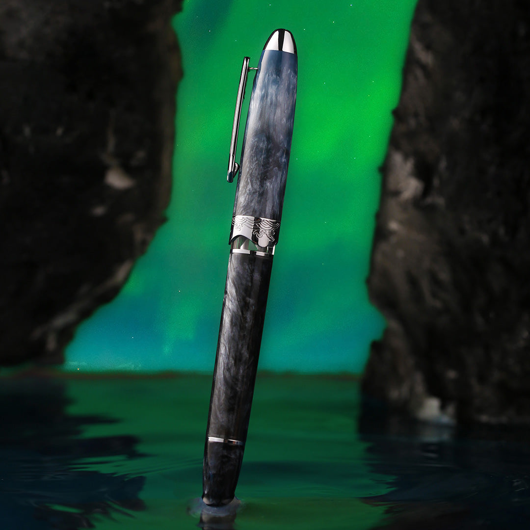 Nahvalur Horizon Fountain Pen Aurora by Nahvalur at Cult Pens