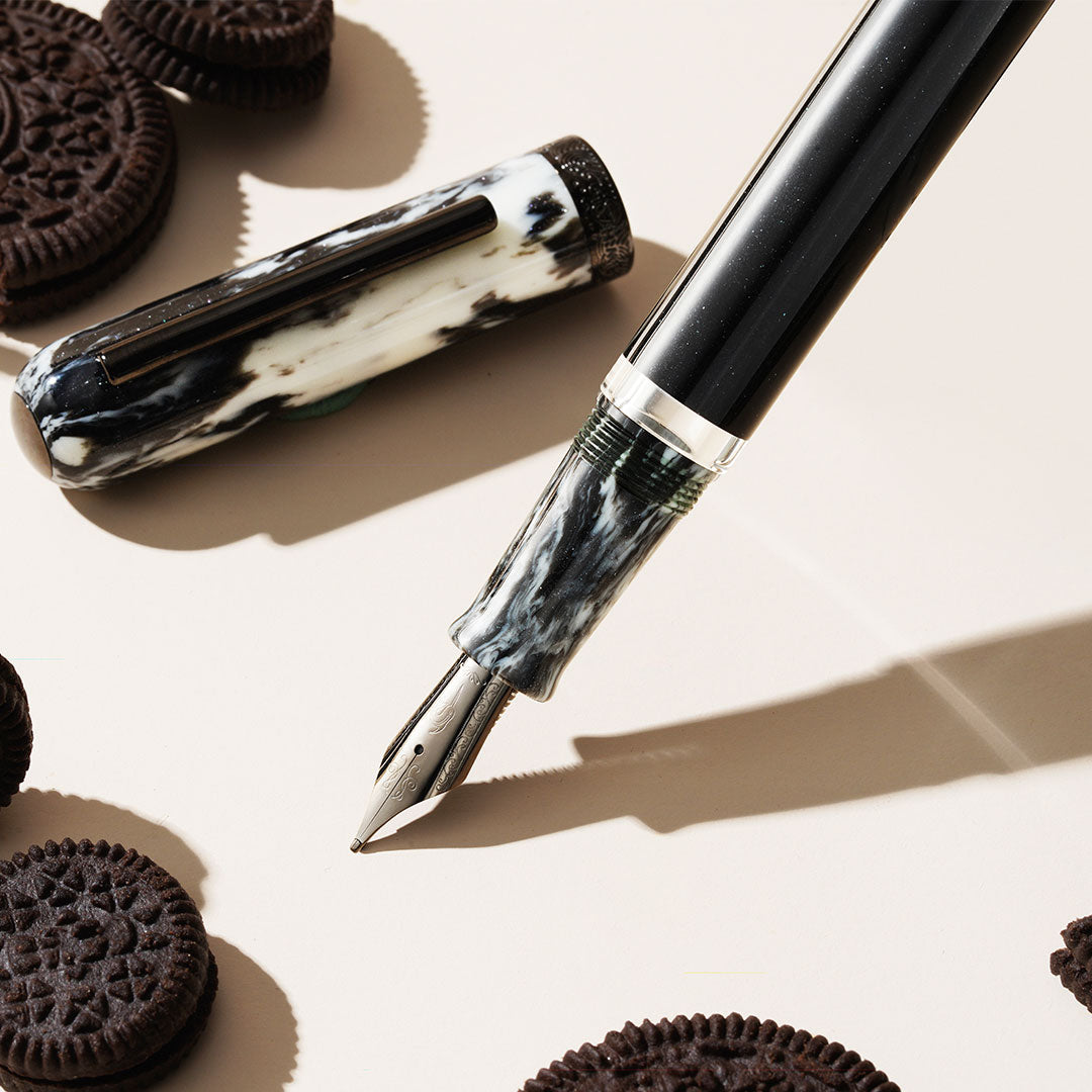 Nahvalur Voyage Fountain Pen Cookies & Cream