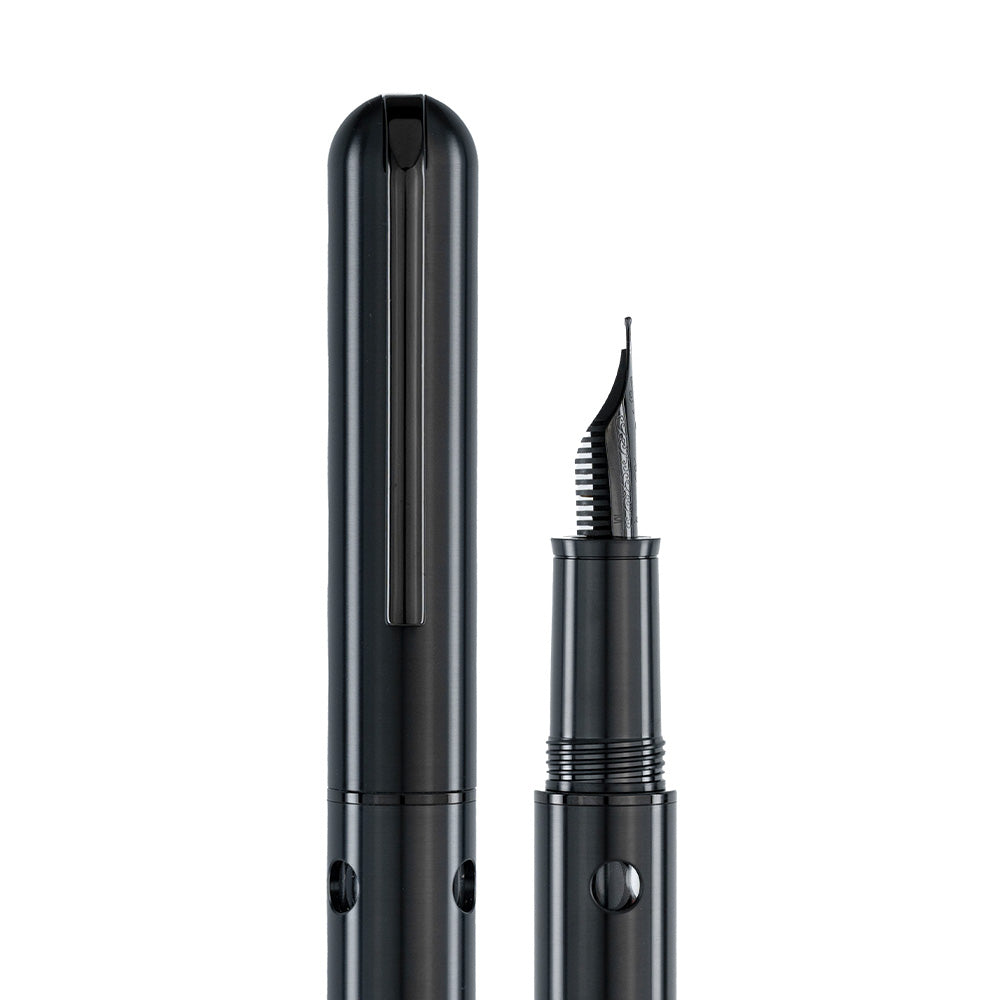 Nahvalur Nautilus Ti Fountain Pen Black