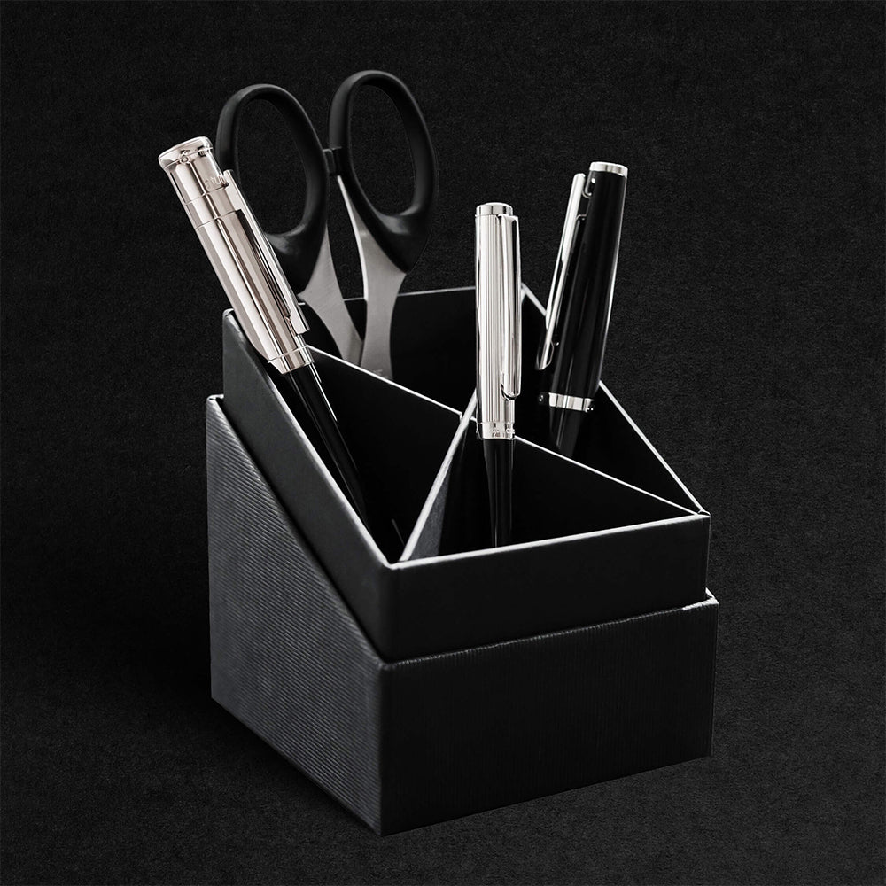 Otto Hutt design01 Rollerball Pen Thread Guilloché Black with Platinum Trim