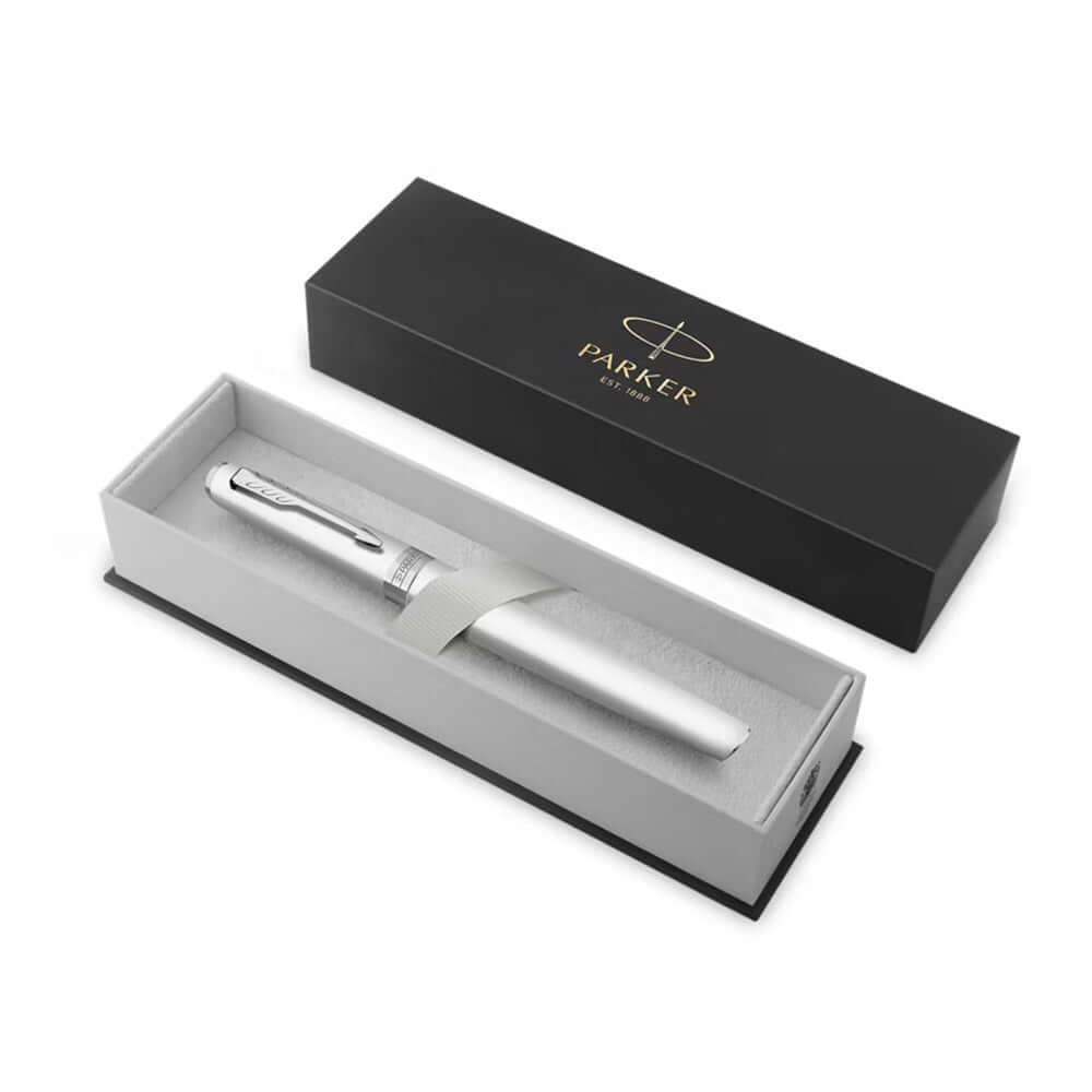 Parker Meridian Fountain Pen Chrome Lacquer with Chrome Trim