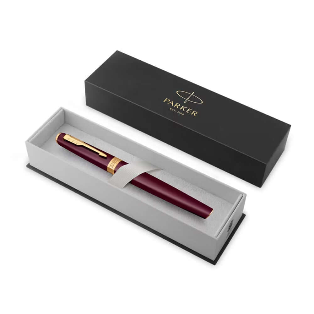 Parker Meridian Fountain Pen Red Lacquer with Gold Trim