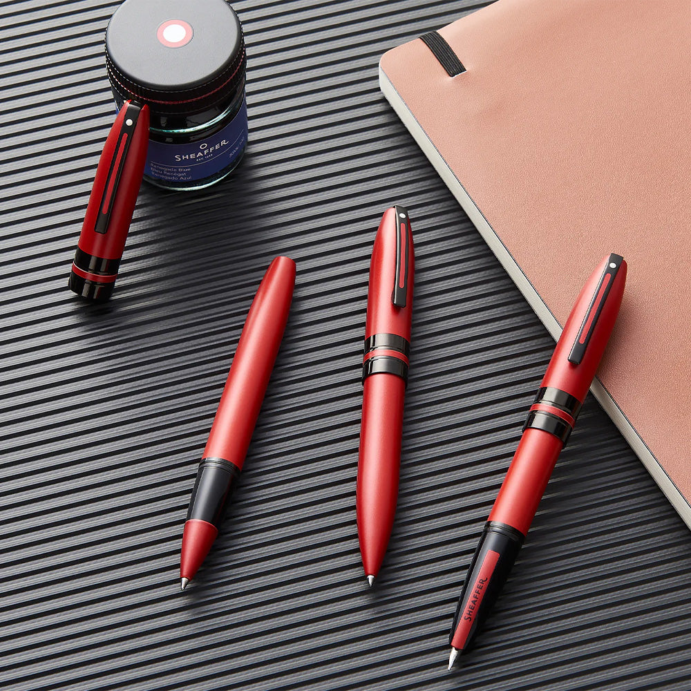 Sheaffer Icon Fountain Pen Metallic Red