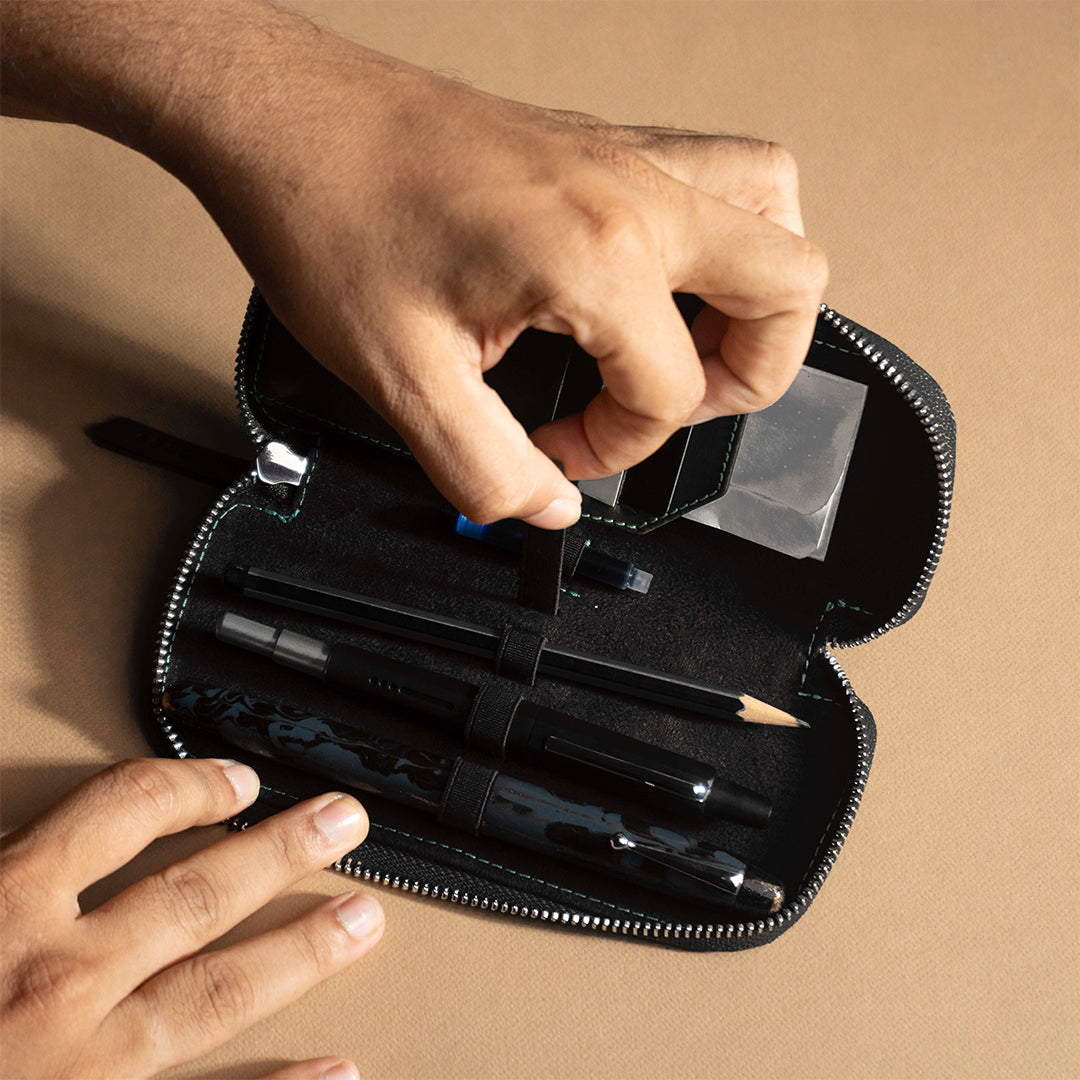 Endless Companion 3-Pen Pouch Black
