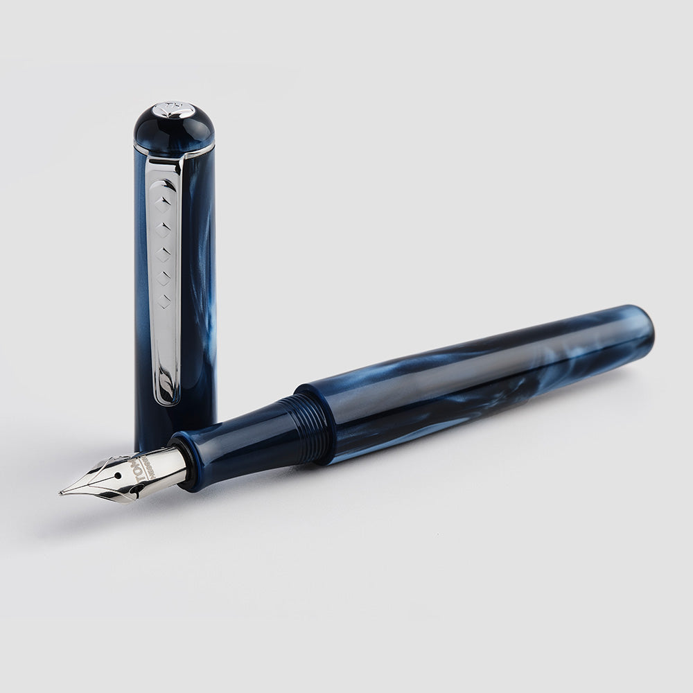 Tom Hessin Charles Collection Fountain Pen Signature Blue