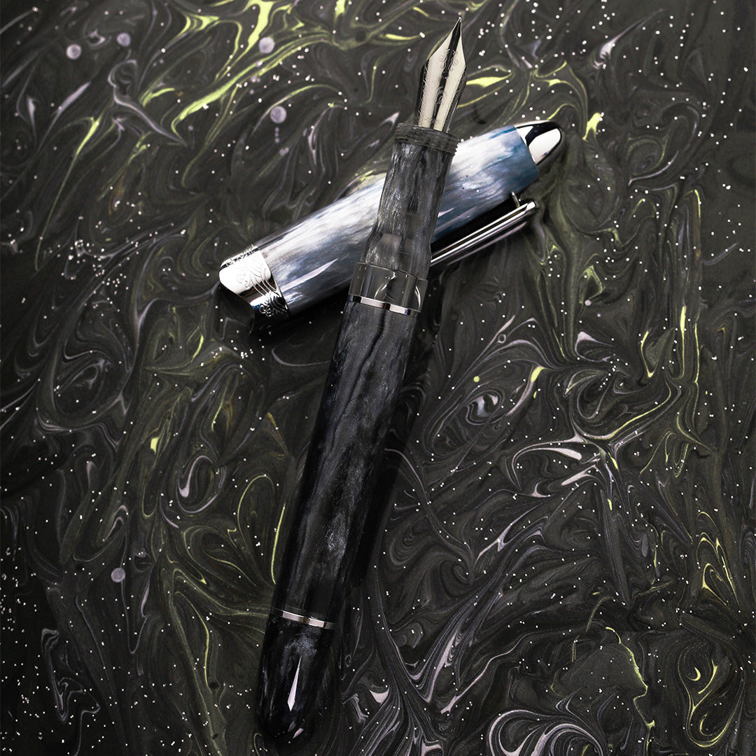 Nahvalur Horizon Fountain Pen Aurora by Nahvalur at Cult Pens