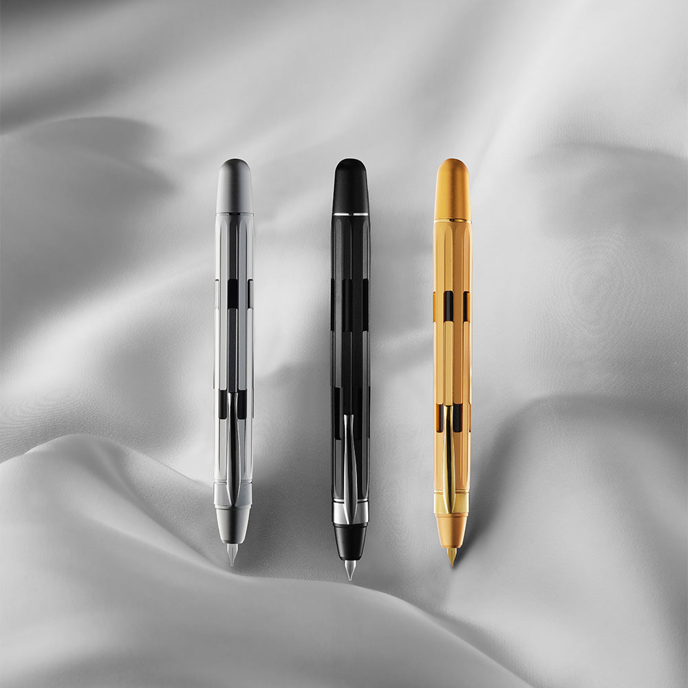 Nahvalur Eclipse Retractable Fountain Pen Pure Gold