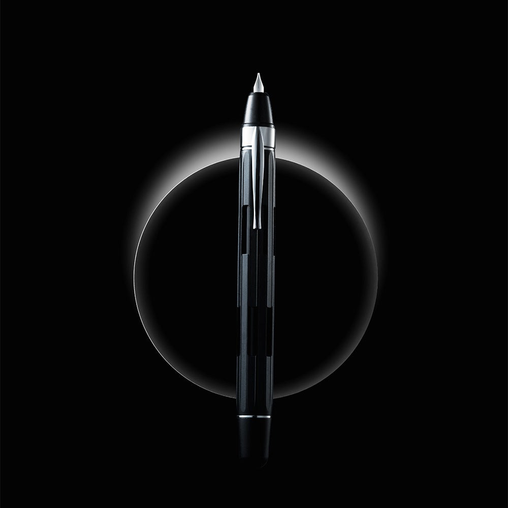 Nahvalur Eclipse Retractable Fountain Pen Black Silver
