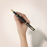 Parker Meridian Fountain Pen Black Lacquer with Gold Trim