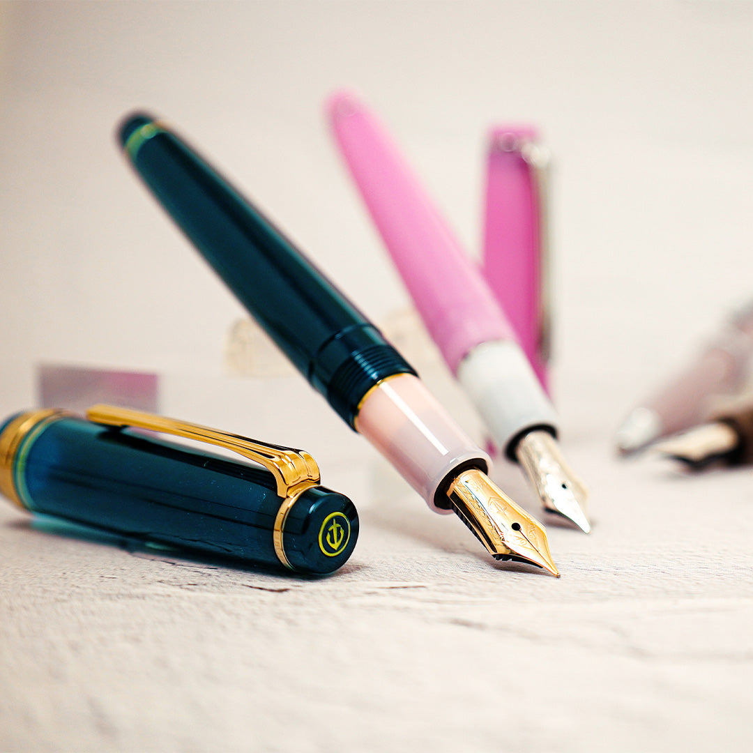 Sailor Professional Gear Slim Fountain Pen Shikiori Sansui Nadeshiko 14k Nib