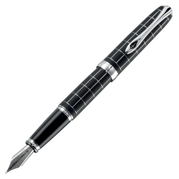 Excellence Plus Rhomb Guilloch Fountain Pen