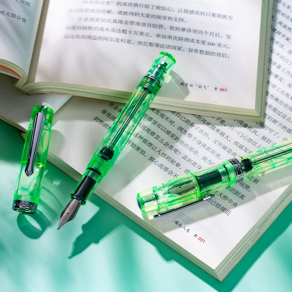 Nahvalur Original Plus Fountain Pen Altifrons Green by Nahvalur at Cult Pens